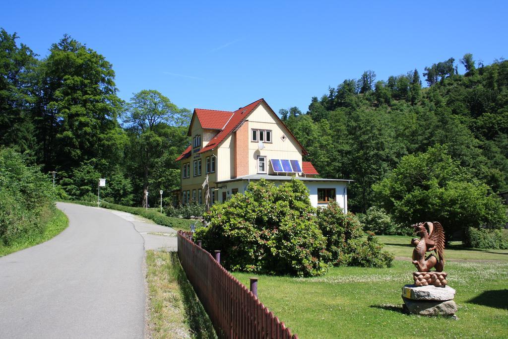 Pension Waldfrieden Thale Exterior photo